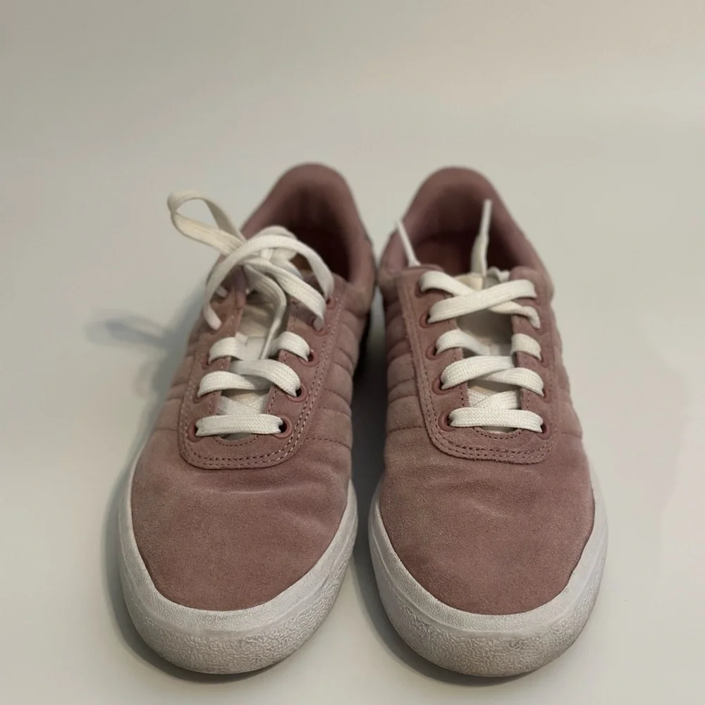 Adidas Women's Essentials Vulc Raid3R Skateboarding Sneakers Pink Size 6 - Picture 4 of 6